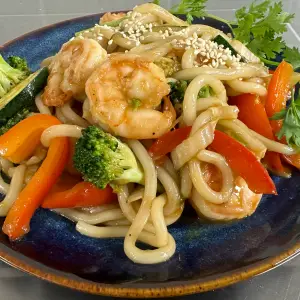 36. Udon met garnalen