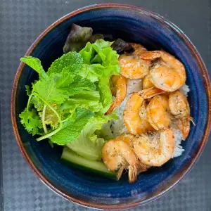 59. Rijst met gegrilde garnalen