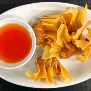 10. Gefrituurde wontons