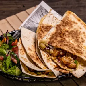 Shrimps quesadilla