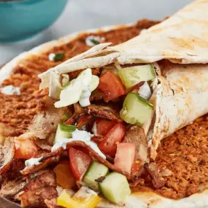 Turkse pizza kip
