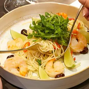 Spaghetti All'aglio gamba