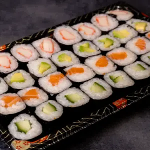 Maki box (24)