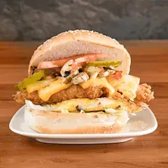 Broodje kipburger Hawaii 110 gram
