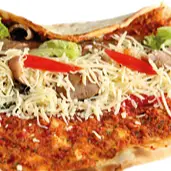 Turkse pizza kalfsdöner met kaas