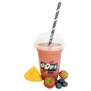 Aardbei, mango en bosbessen