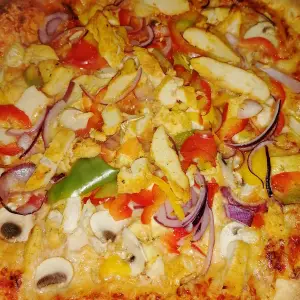 Pizza pollo speciaal