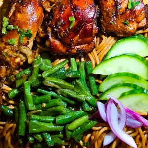 Bami Kip