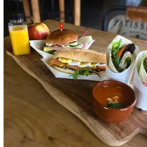 De lunch boot deluxe