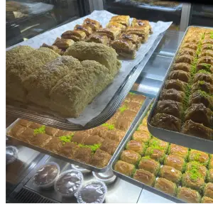 Baklava (prijs per stuk)