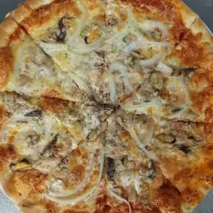 Pizza Funghi Marinara