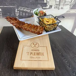 Spareribs met friet