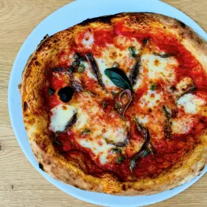 PIZZA NAPOLETANA