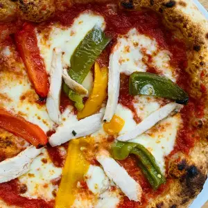 PIZZA POLLO ROSSA