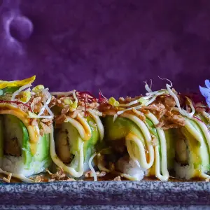 SOFTSHELL CRISPY CHICKEN ROLL